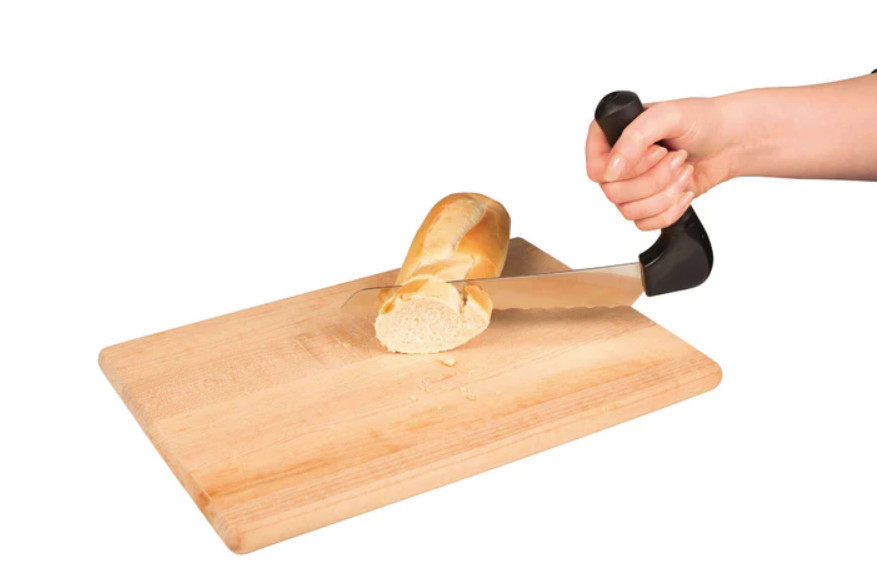Ergonomický nôž na chlieb